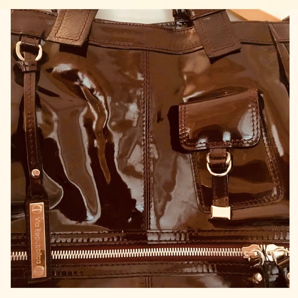 Italy ⭐️ Via Repubblica ⭐️ shoulder tote - Picture 2 of 13